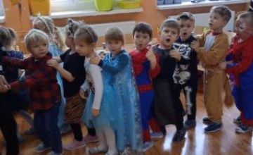 Bal karnawałowy w grupie Pszczółki