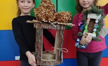 Karmią ptaki wszystkie czeladzkie dzieciaki