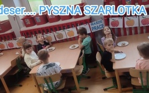 Dzień Jabłka w grupie Pszczółki. (2)