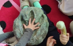 "W świecie dinozaurów " (1)