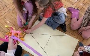 Biedronki i Motylki odwiedzają szkołę (11)